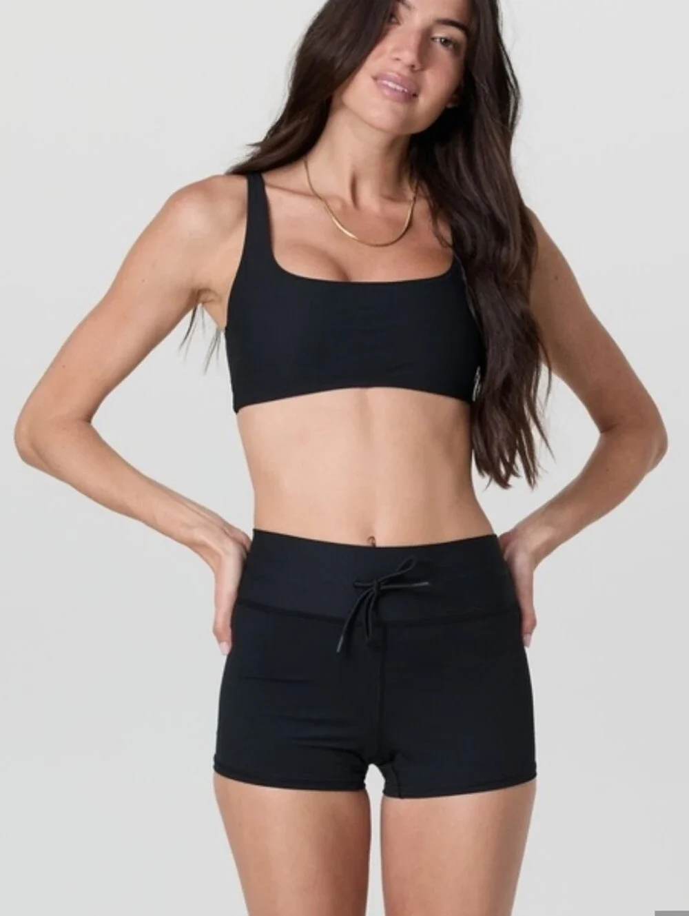 NWT Vuori Dune Black High Waist Shorty